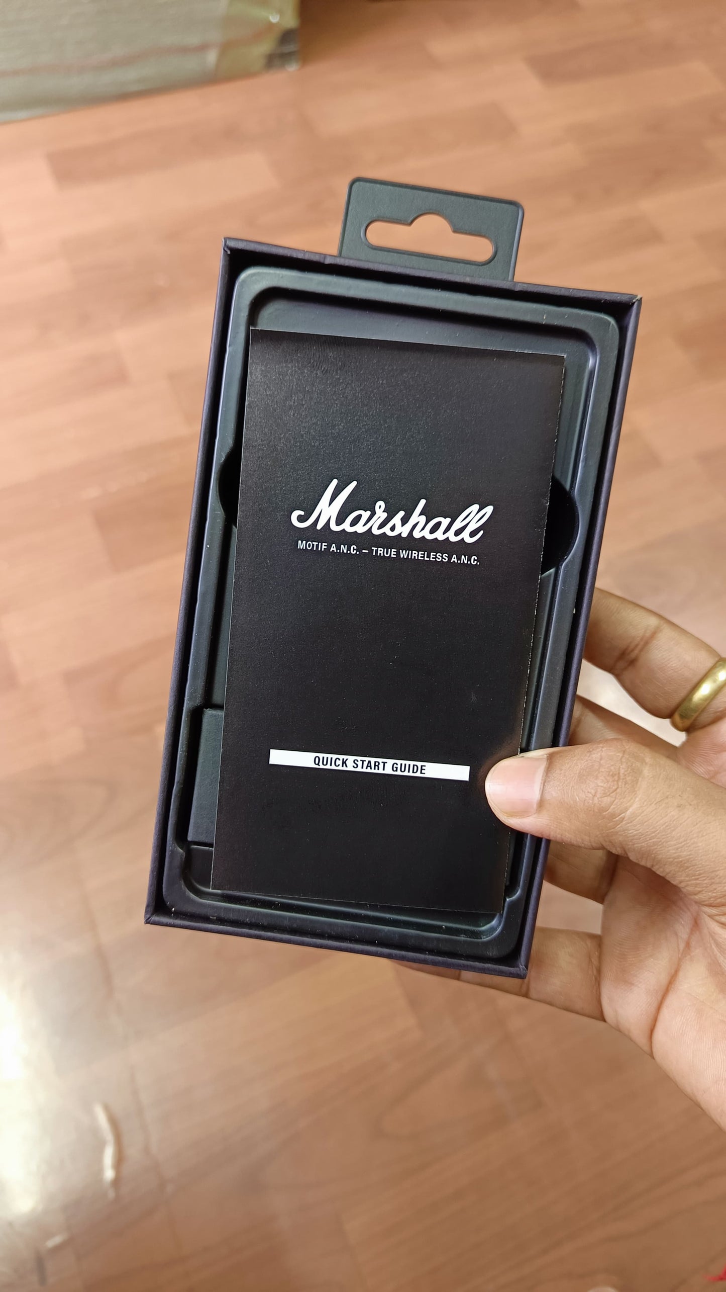 Marshal Ember ANC Earbuds β Power Bass Meets Premium Comfort